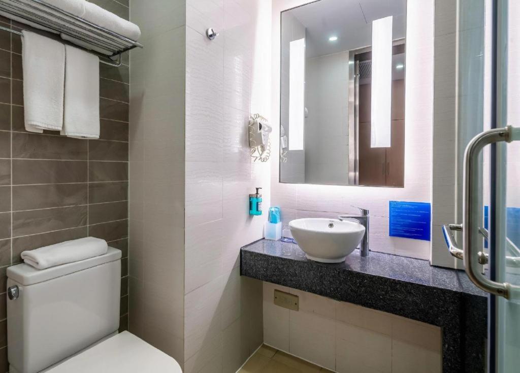 Holiday Inn Express Yangzhou City Center By Ihg Exterior photo